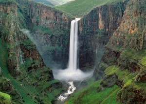 Maletsunyane Falls, Lesotho (Shutterstock)