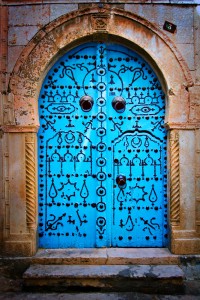A door in Tunis (Shutterstock)