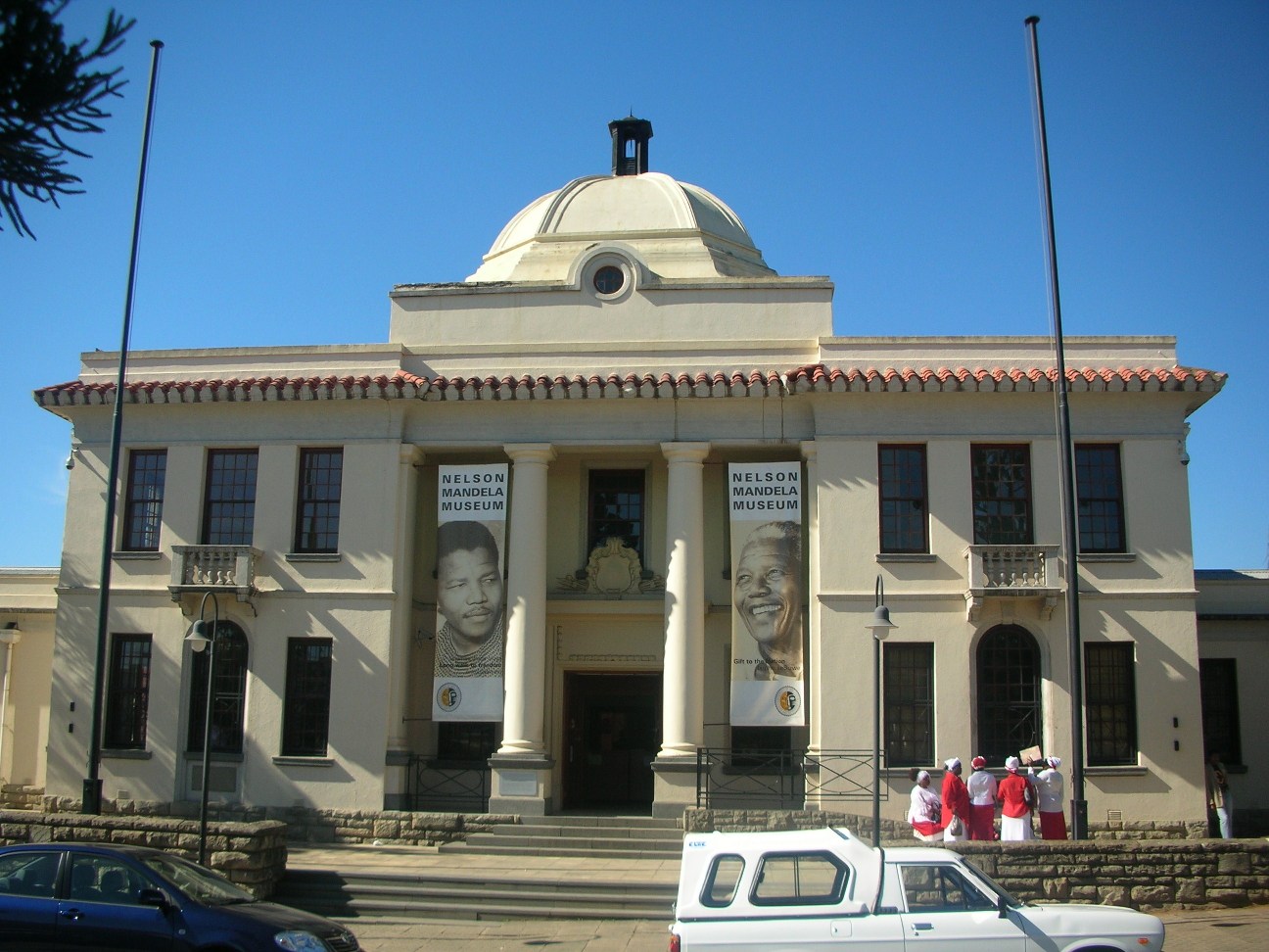 Nelson Mandela Museum (wikimedia commons)