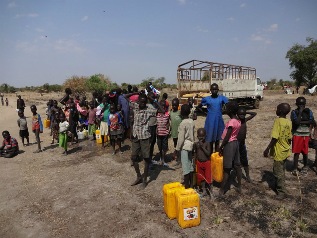 Refugees at Mingkama, Awerial, Lakes State, South Sudan (Paskee / Shutterstock)