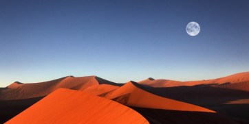 namibia moonrise small