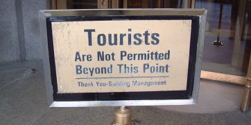 15 Types Of Tourists You Should Never Be Like