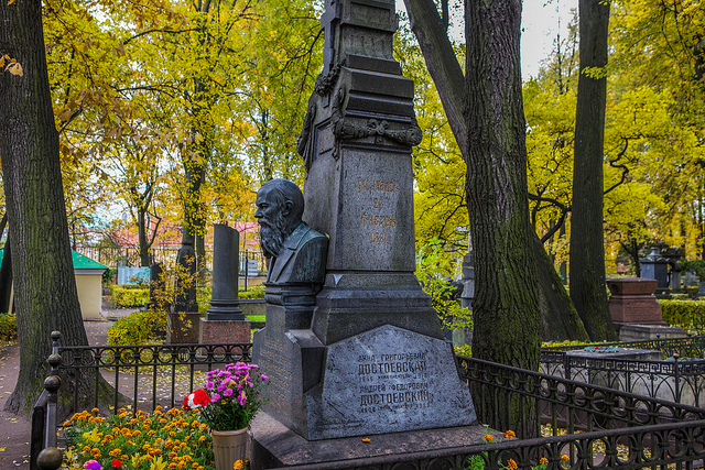 dostoevsky grave