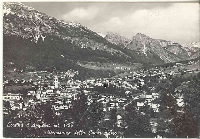 Cortina d'Ampezzo (Albertomos/Wikimedia Commons)