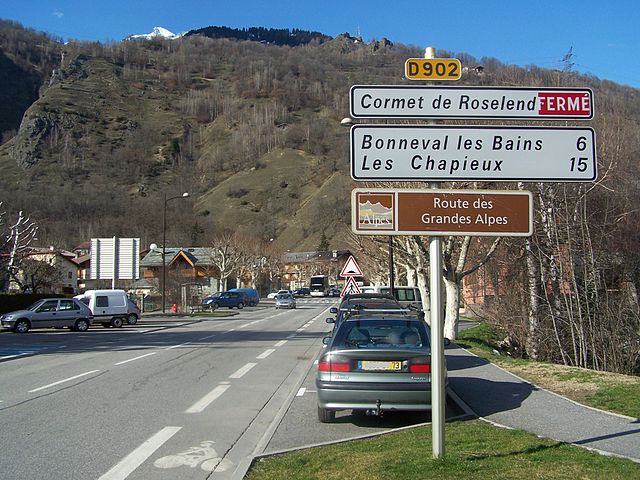 Route de Grandes Alpes (Florian P. Floflo/Wikimedia Commons)
