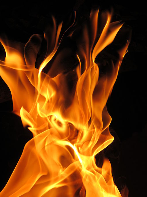 Roaring Fire (Reebah Jefferson/Wikimedia Commons)
