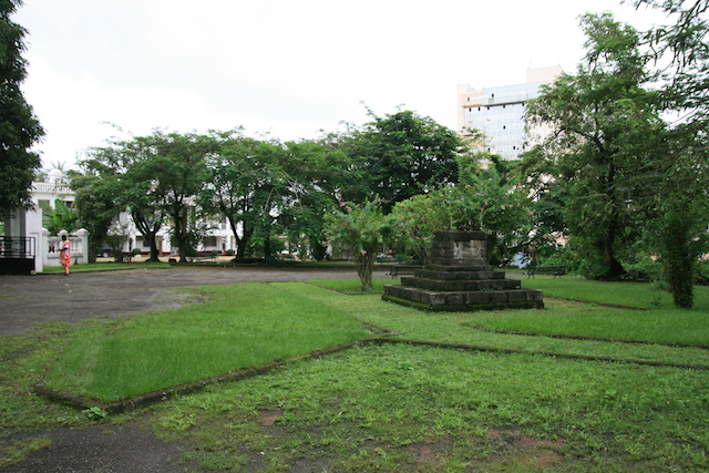 Bonanjo Square