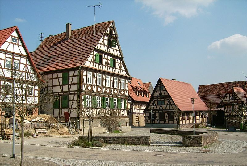 Maulbronn's town square