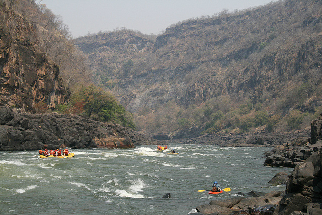 white water rafting zambezi
