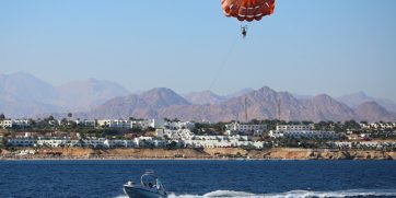 parasailing in egypt