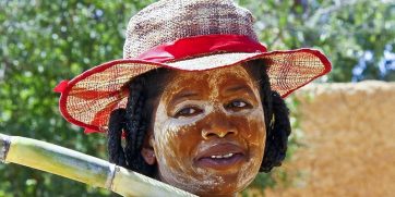 malagasy woman wide