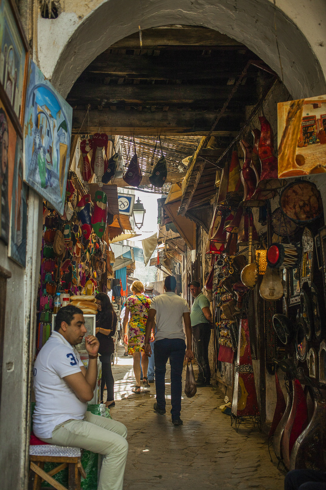 narrow street fez medina