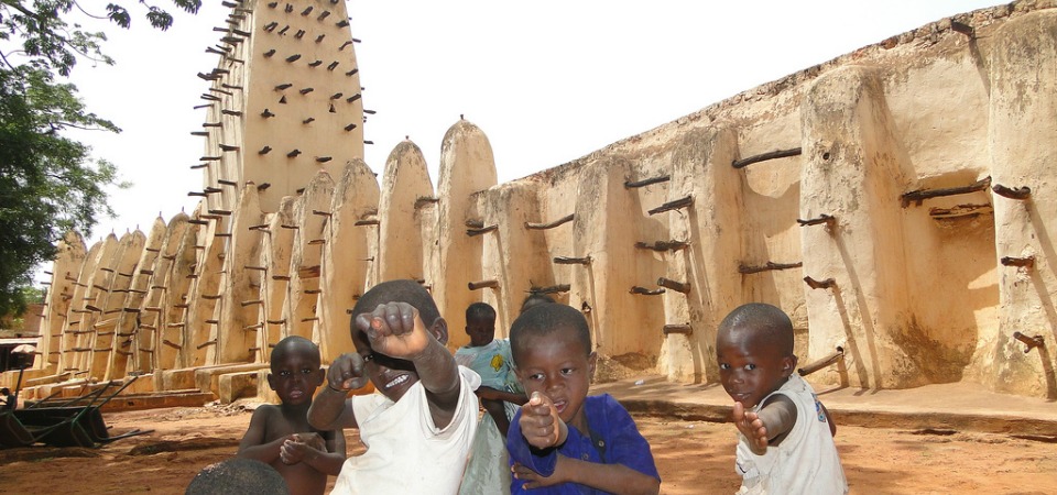 https://afktravel.com/wp-content/uploads/2016/07/burkina-faso-mosque.jpg